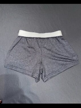 Like New Soffe Gray Girls Shorts Size Medium